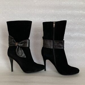 NEW Women’s Suede Boots High Heels. 37 Size (European) - 7 in US
